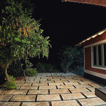 קאלפטה Mahout Resort Wayanad - An Experiential Jungle Stay With Waterfall מראה חיצוני תמונה