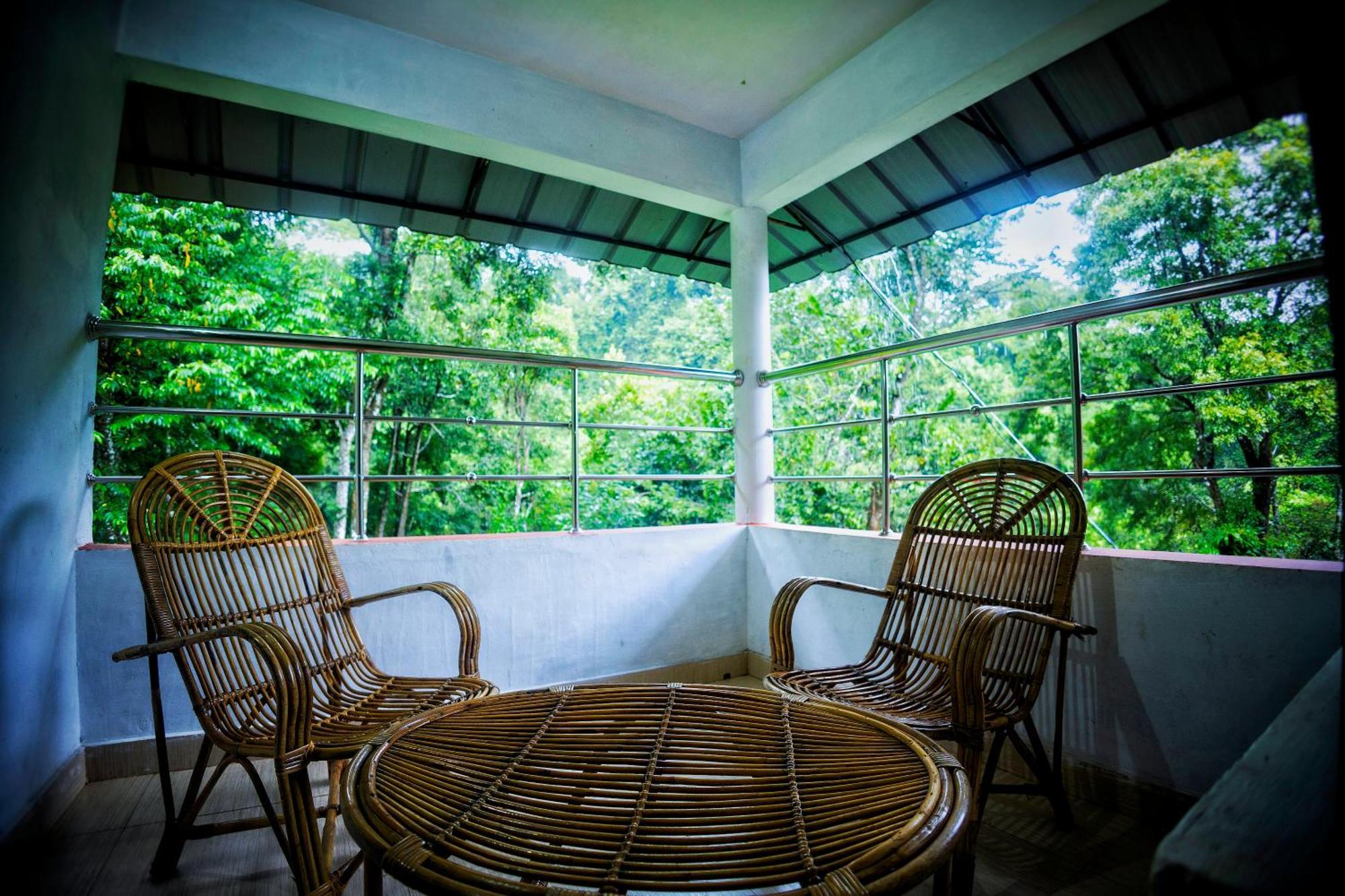 קאלפטה Mahout Resort Wayanad - An Experiential Jungle Stay With Waterfall מראה חיצוני תמונה