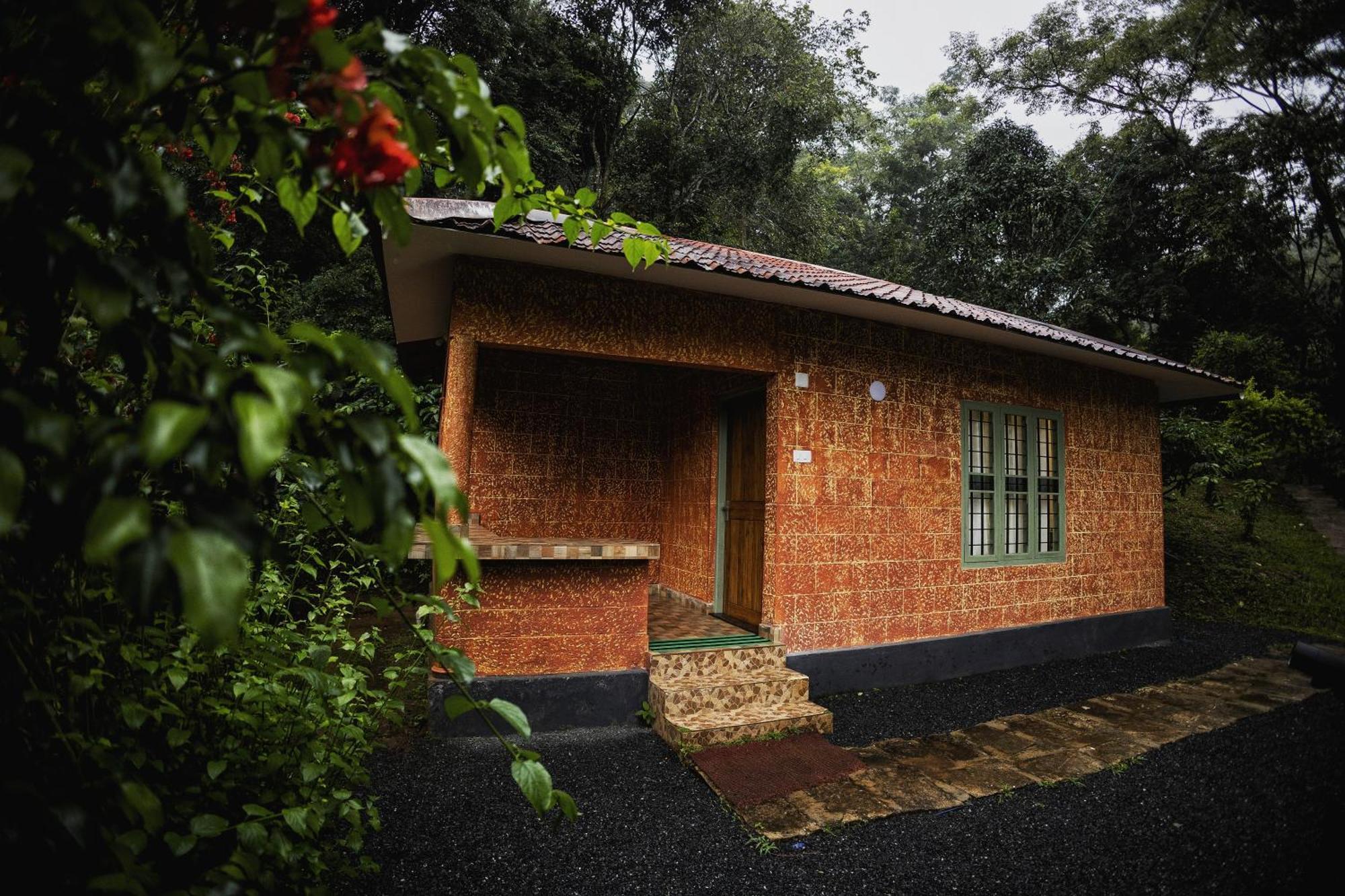קאלפטה Mahout Resort Wayanad - An Experiential Jungle Stay With Waterfall מראה חיצוני תמונה