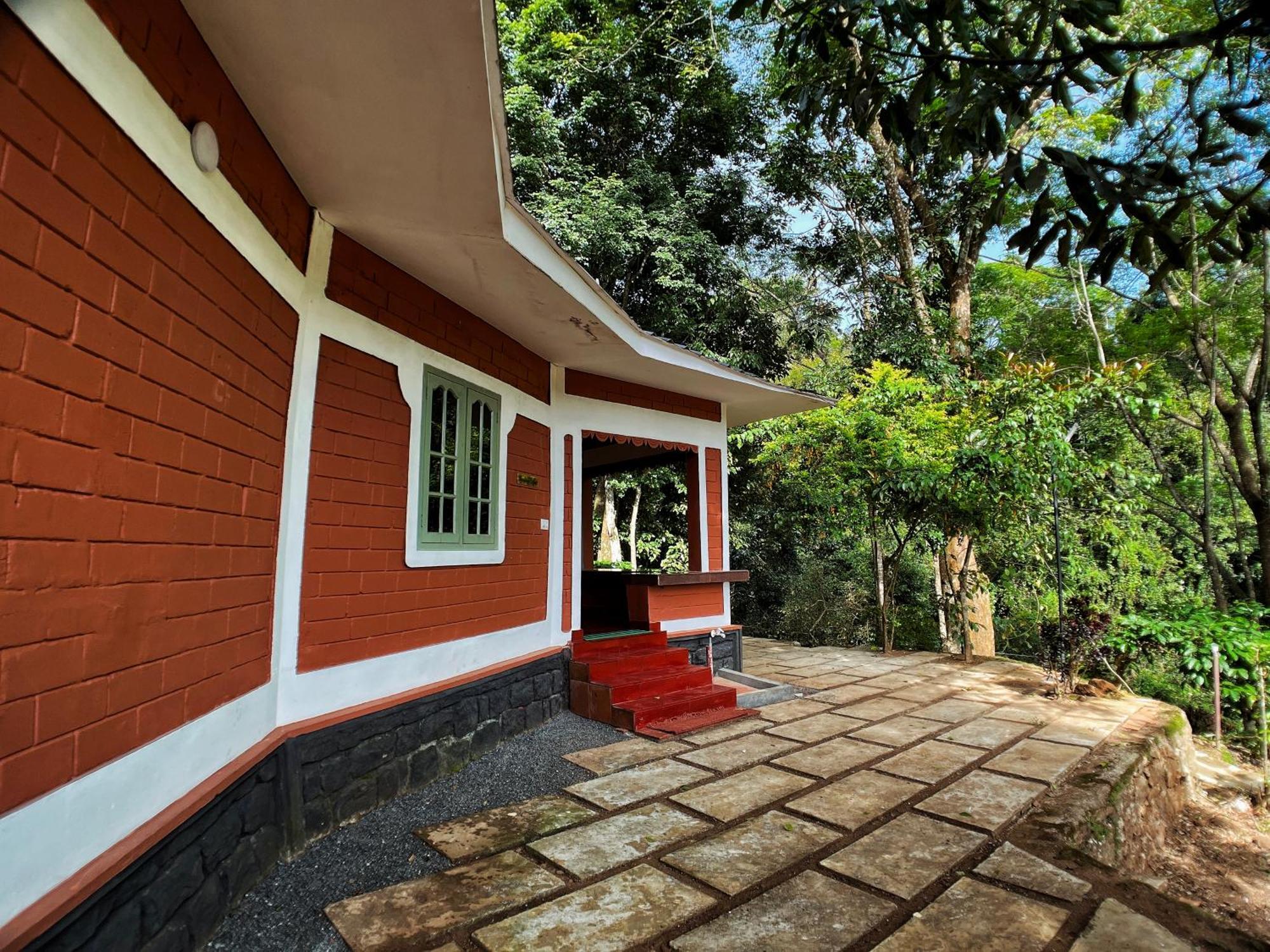 קאלפטה Mahout Resort Wayanad - An Experiential Jungle Stay With Waterfall מראה חיצוני תמונה