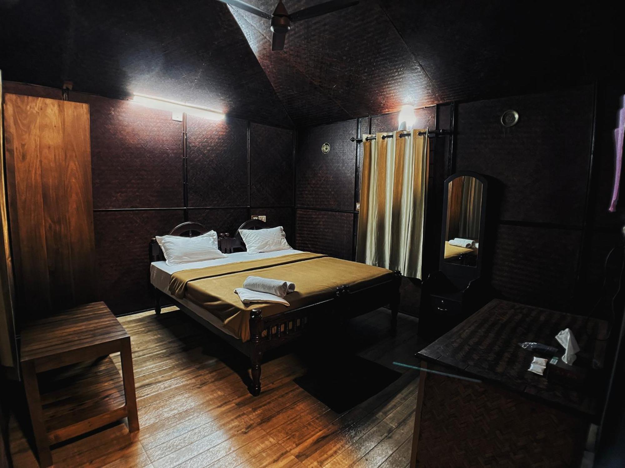 קאלפטה Mahout Resort Wayanad - An Experiential Jungle Stay With Waterfall מראה חיצוני תמונה