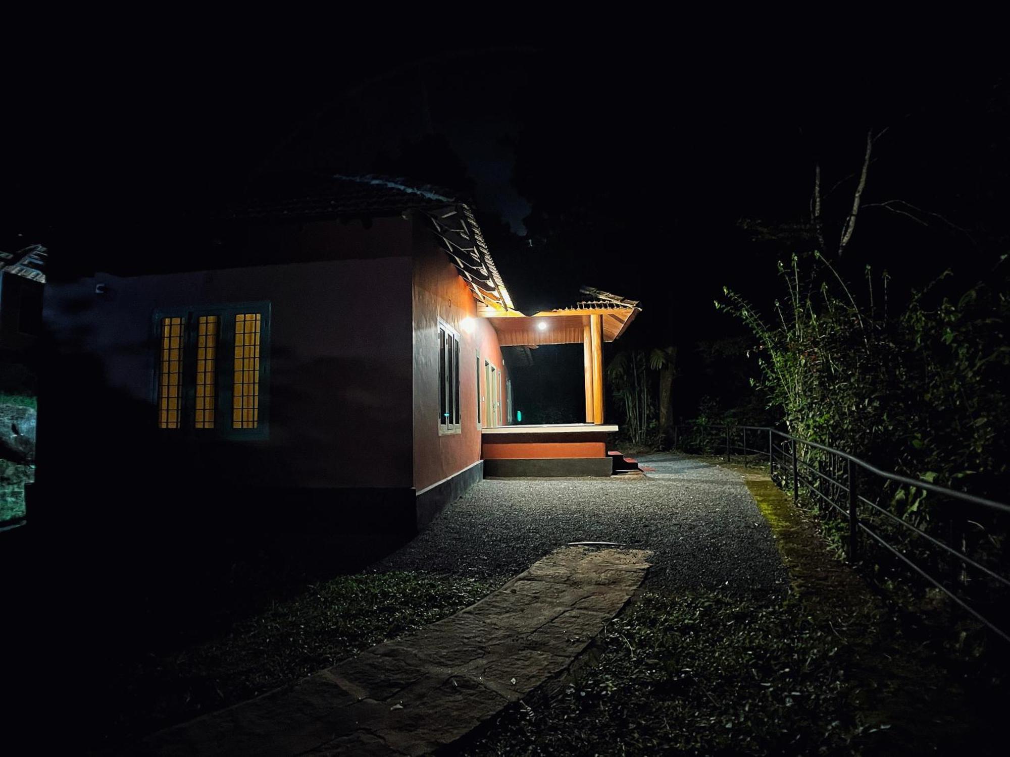 קאלפטה Mahout Resort Wayanad - An Experiential Jungle Stay With Waterfall מראה חיצוני תמונה