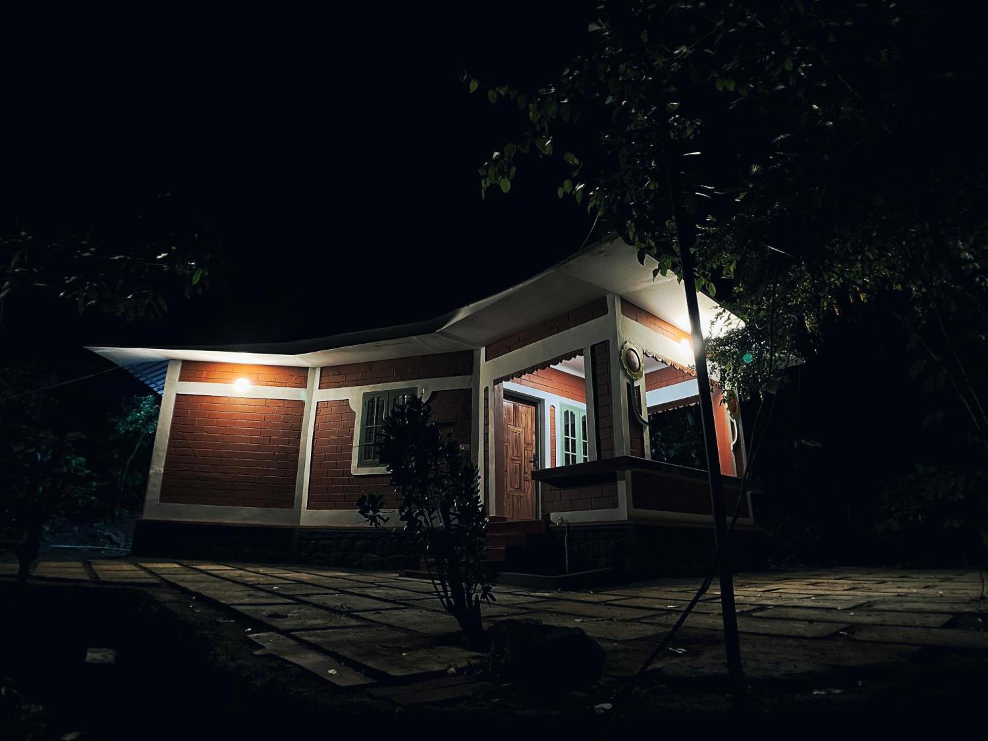 קאלפטה Mahout Resort Wayanad - An Experiential Jungle Stay With Waterfall מראה חיצוני תמונה